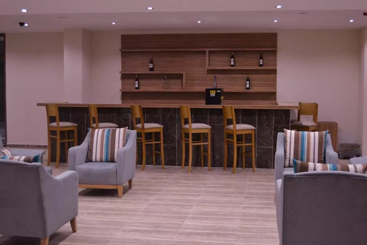 BELMARE_SHABAVIZ (13).jpg